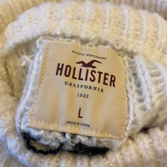 Hollister Cropped Sweater - Picture 9 of 10